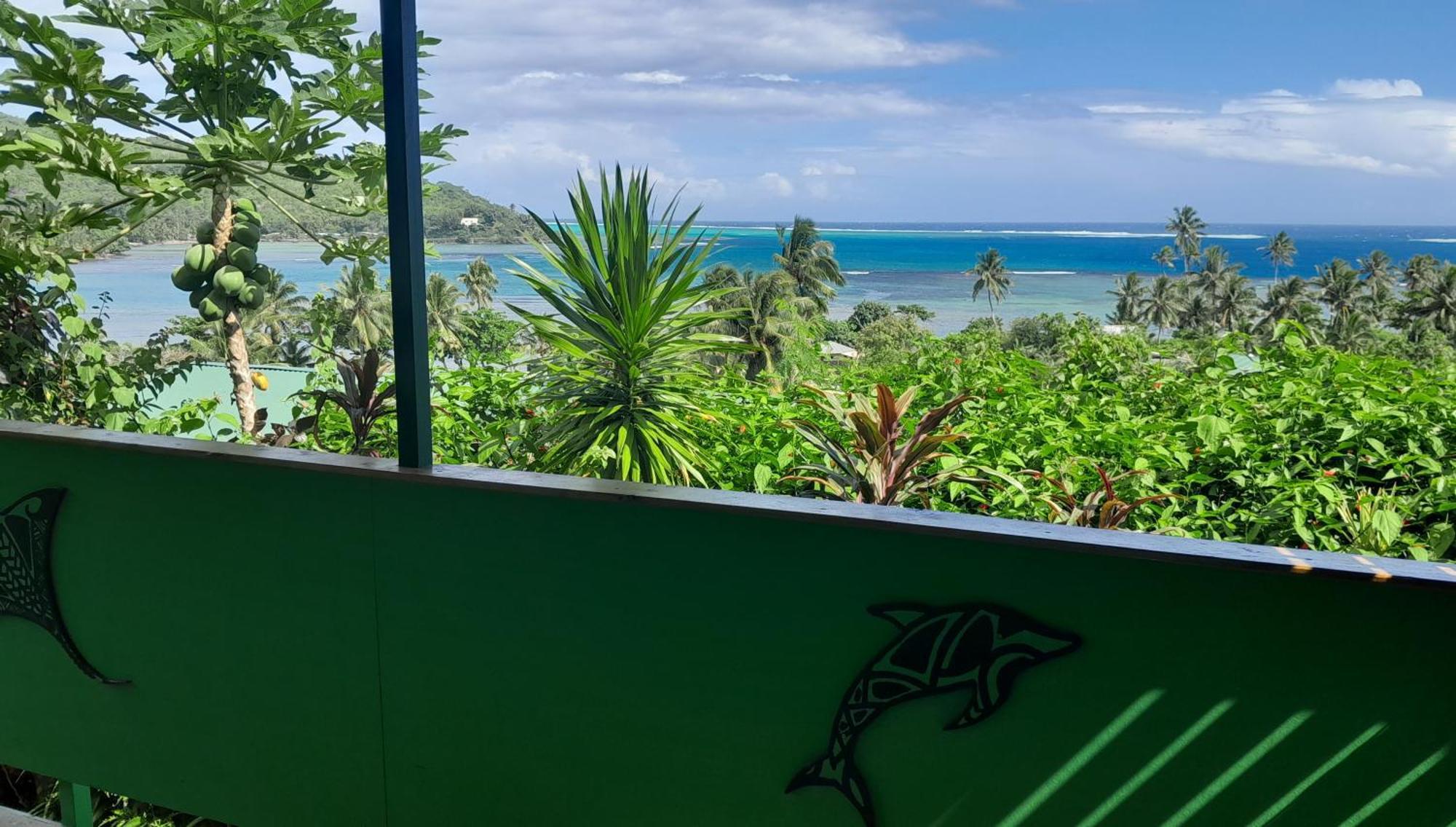 Fare Arana Moorea Guesthouse Atiha Exterior photo