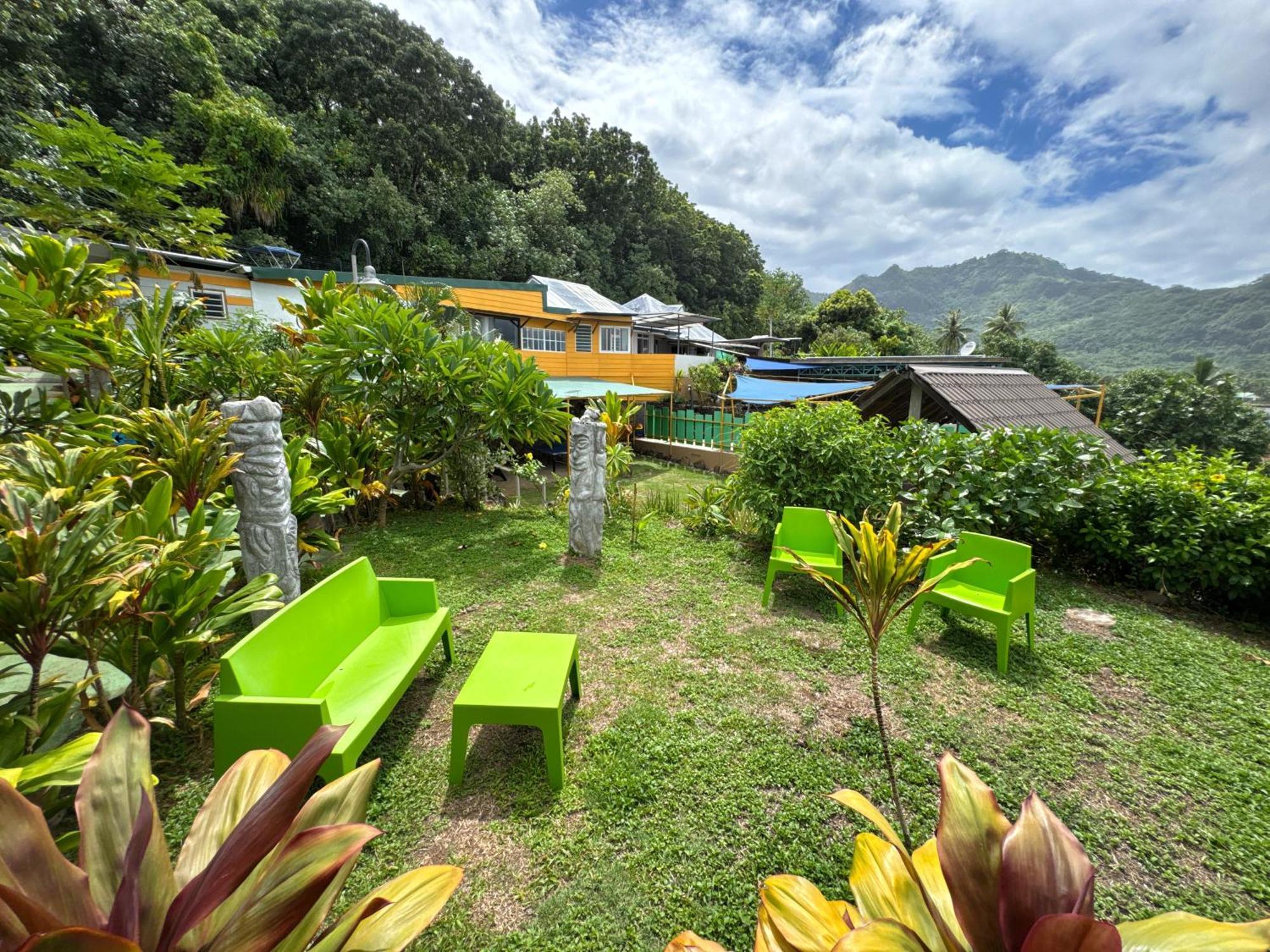 Fare Arana Moorea Guesthouse Atiha Exterior photo